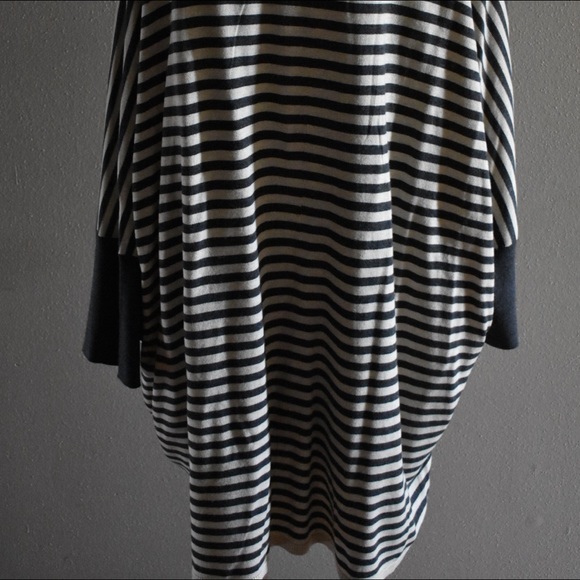 Sweater - Picture 3 of 4